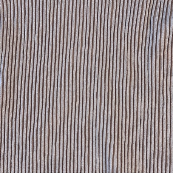 Simplee Pink Knit Top with Skirt Women’s size L - Picture 10 of 10